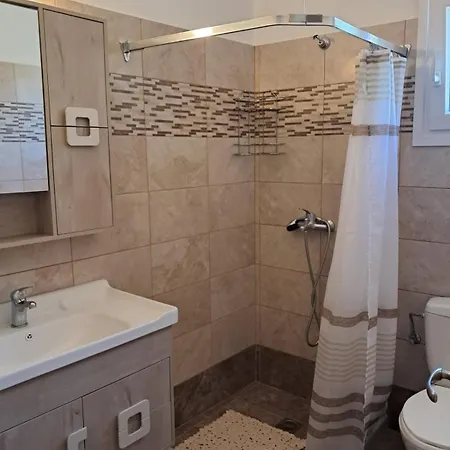 Elia House בית נופש
